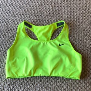 Brand new Nike sports bra; Size: Medium